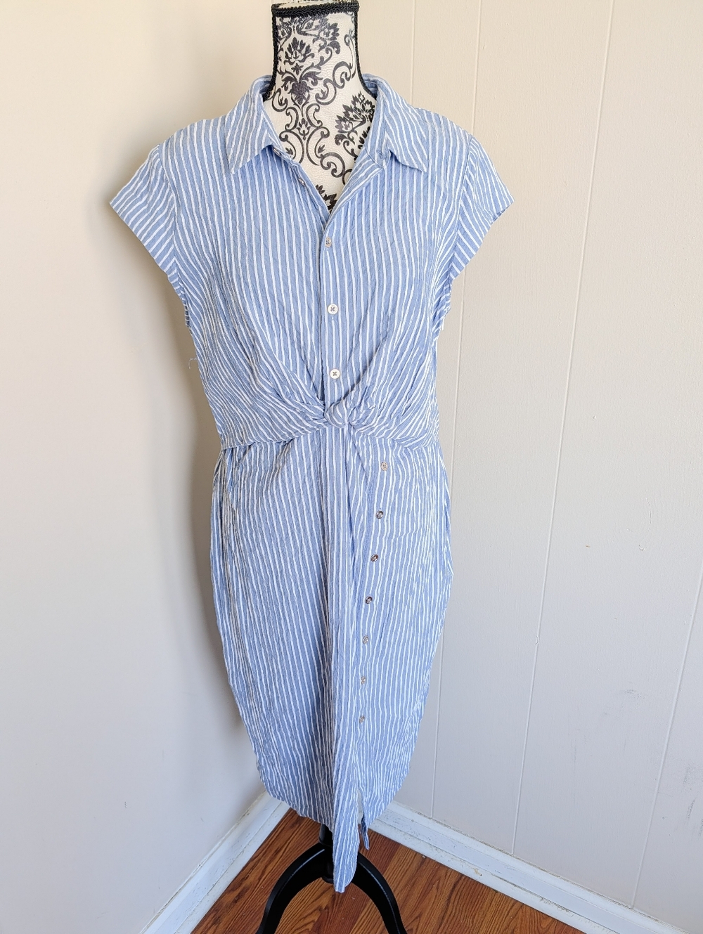 WHBM Striped Off Center From Buttons Midi Dress - Picture 2 of 4